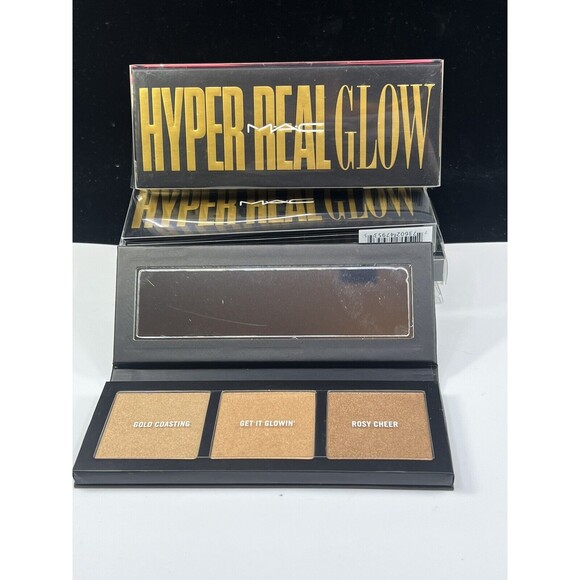 MAC Hyper Real Glow Highlighter Palette Get It Glowin $49 - Picture 7 of 7